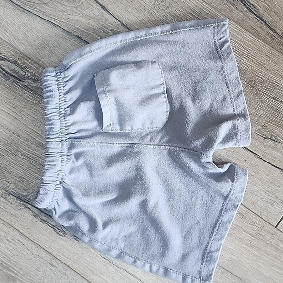 Zara Shorts 12 - 18 M - Picture 2 of 3